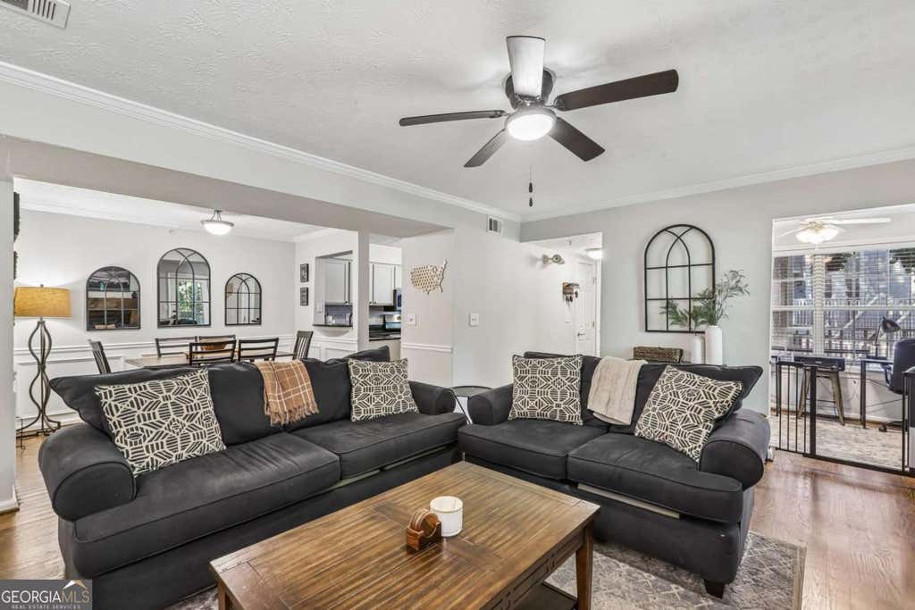 Photo of 3940 Riverlook Parkway SE #101, Marietta, GA 30067 (MLS # 10826924)
