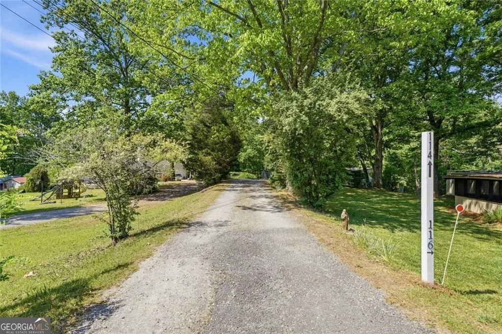114 Oak Crest Circle