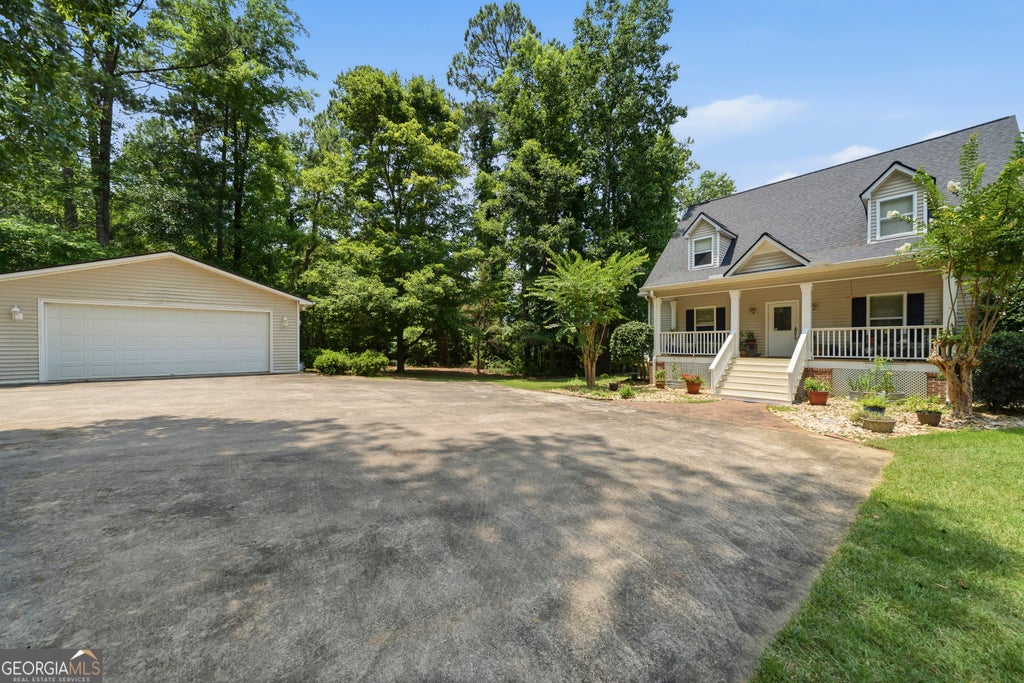 Photo of 2660 Lakecrest Drive, Sparta, GA 31087 (MLS # 10794490)