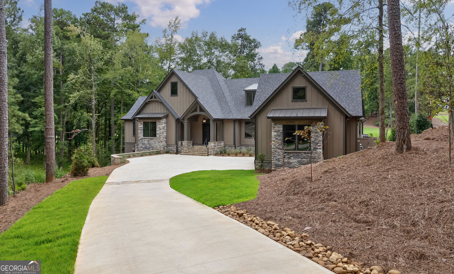 1010 Monfort CT
