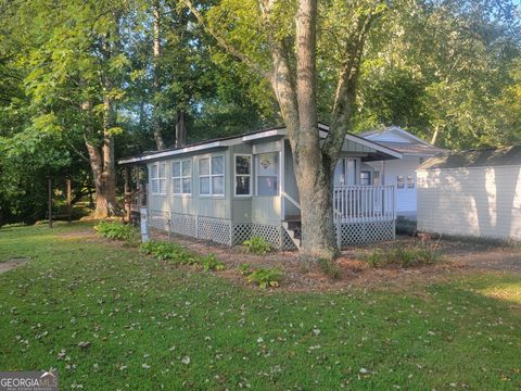 A home in Hiawassee