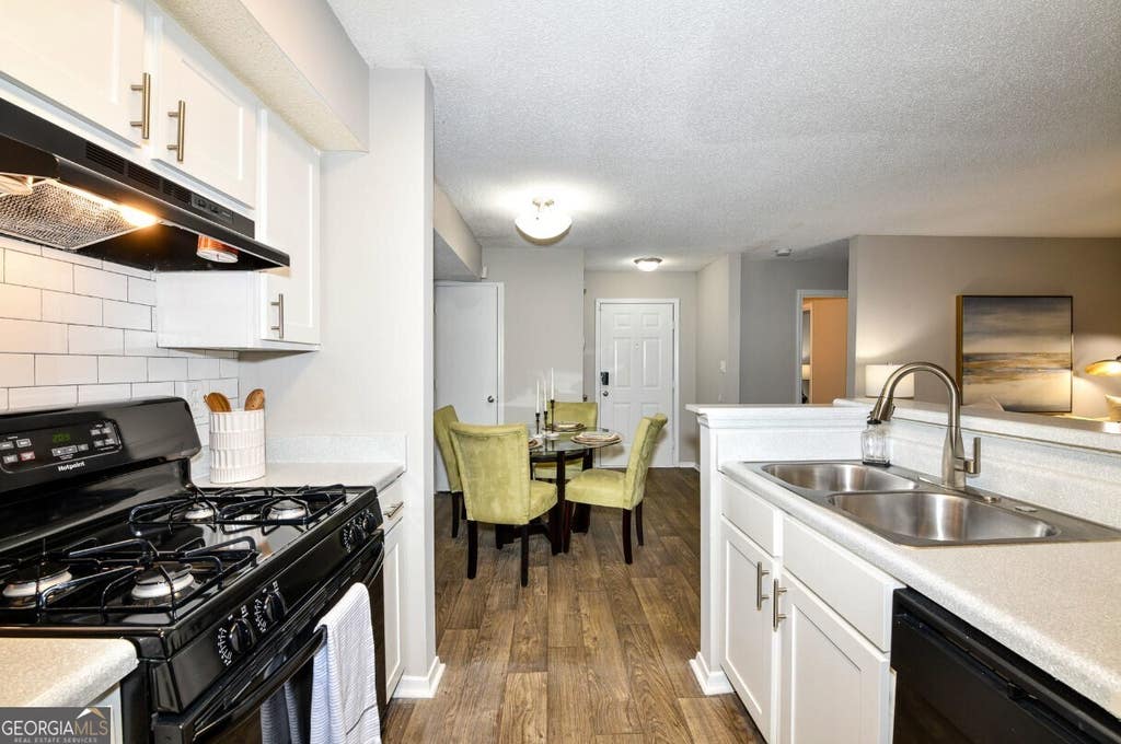 Photo of 670 Thornton Road #3023, Lithia Springs, GA 30122 (MLS # 10791190)
