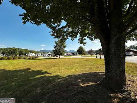 A home in Blairsville