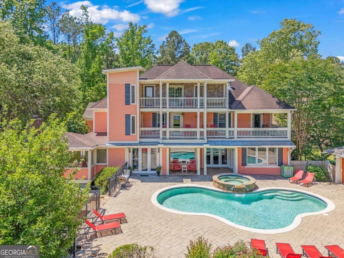 1741 Indian Woods