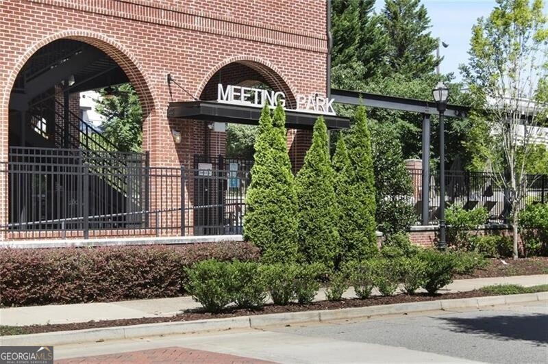 MEETING PARK - Residential
