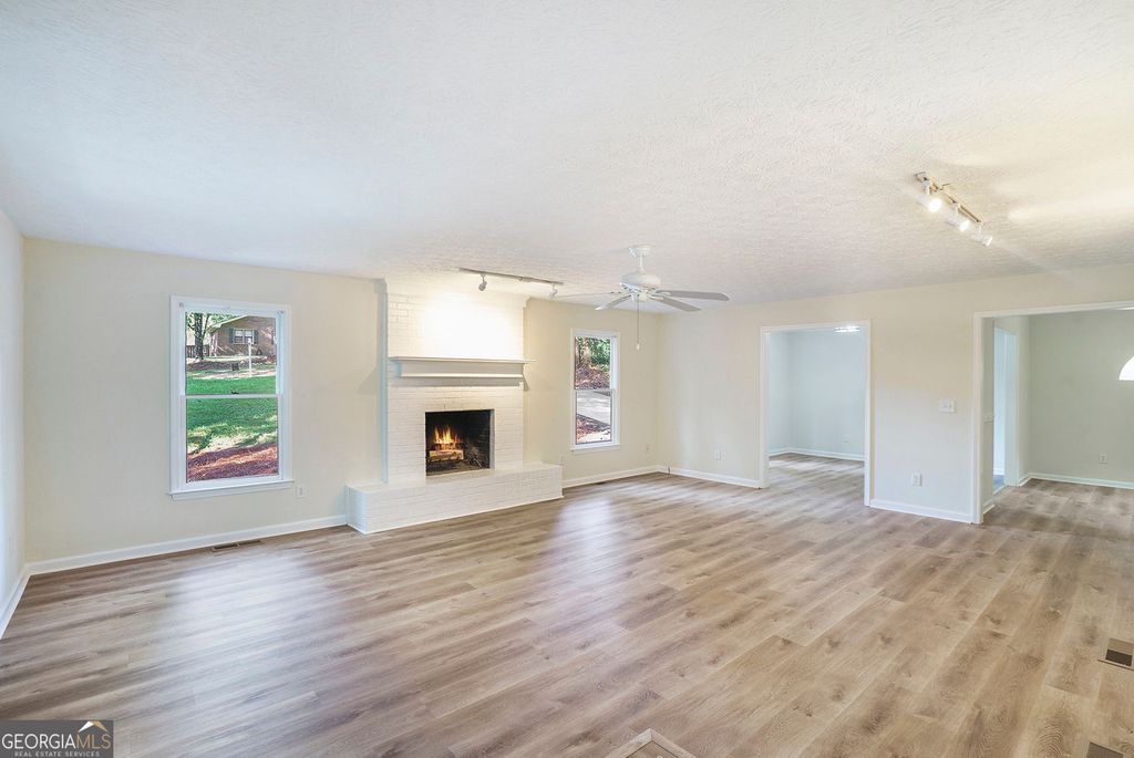 Photo of 3054 Periwinkle Drive, Snellville, GA 30078 (MLS # 10632211)