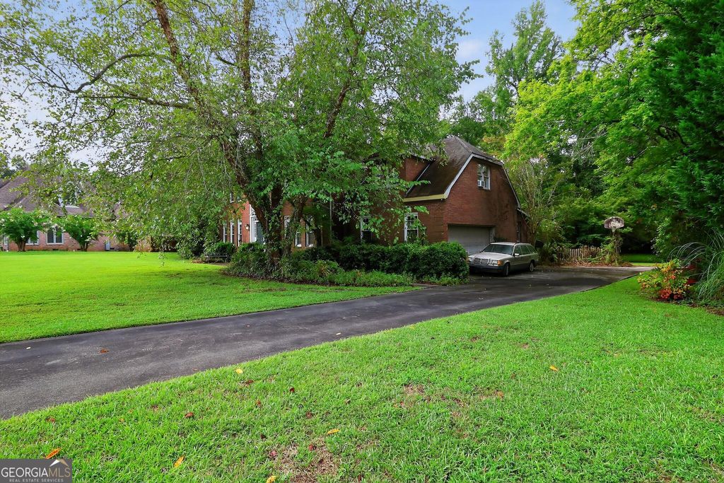 Photo of 118 Ashford Park, Macon, GA 31210 (MLS # 10666146)