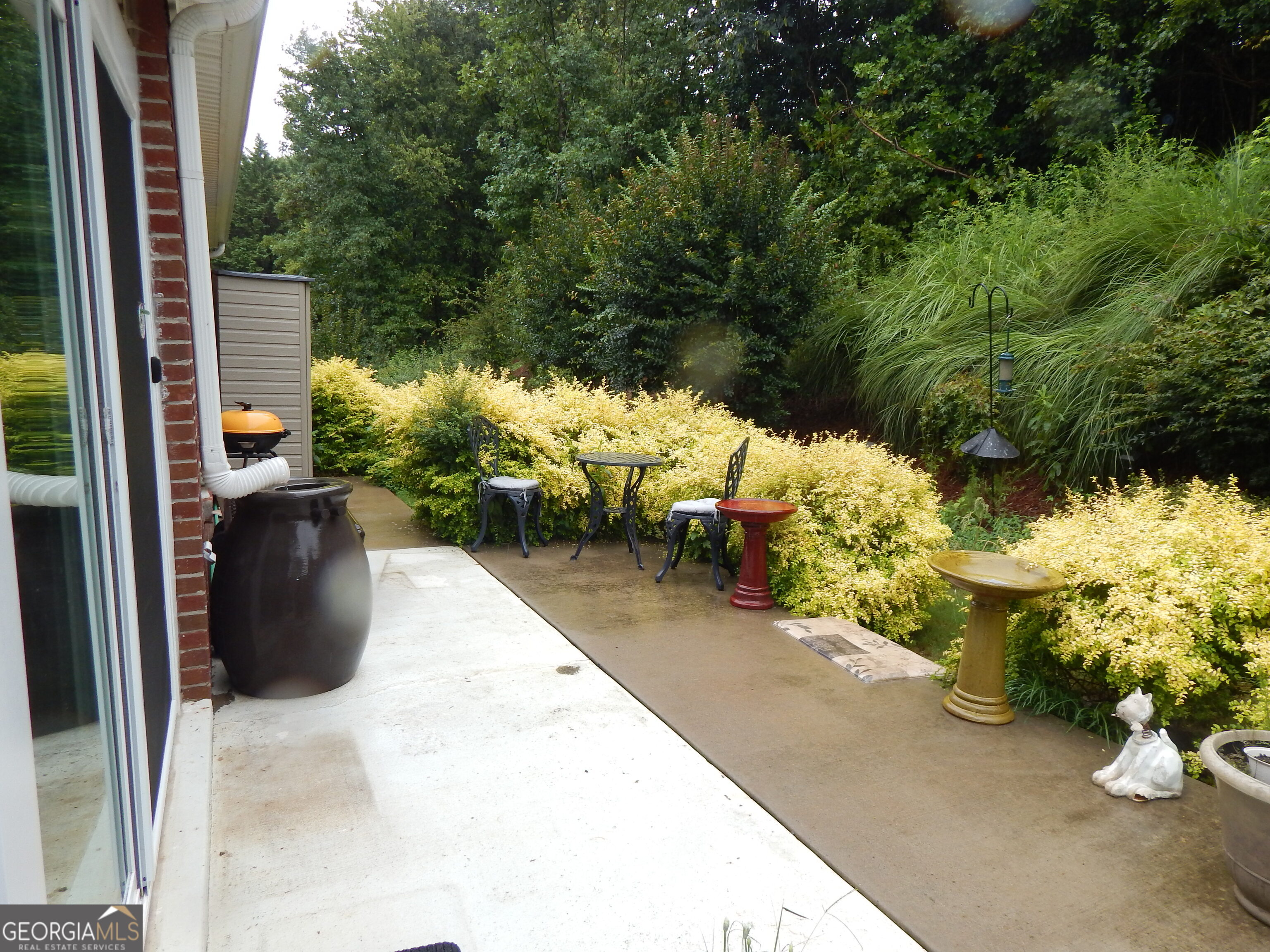 350 Lakeview Bend CIR