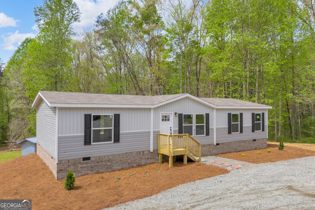 Photo of 230 Tom Yarbrough Road, Maysville, GA 30558 (MLS # 10727741)