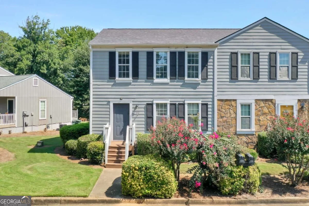 502 Harbor Lake Court
