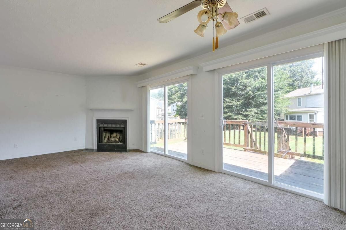 502 Harbor Lake CT