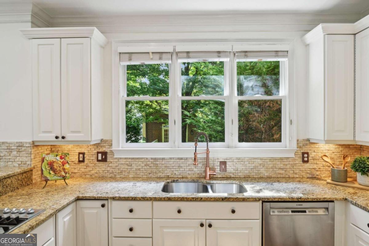 Fairway Estates Of Lenox Park - Residential