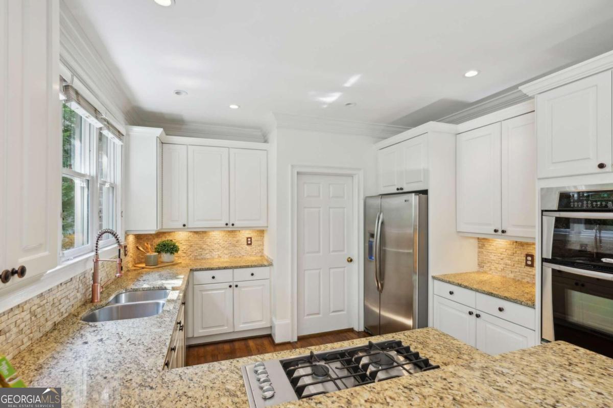 Fairway Estates Of Lenox Park - Residential