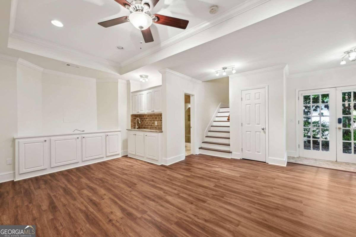 Fairway Estates Of Lenox Park - Residential