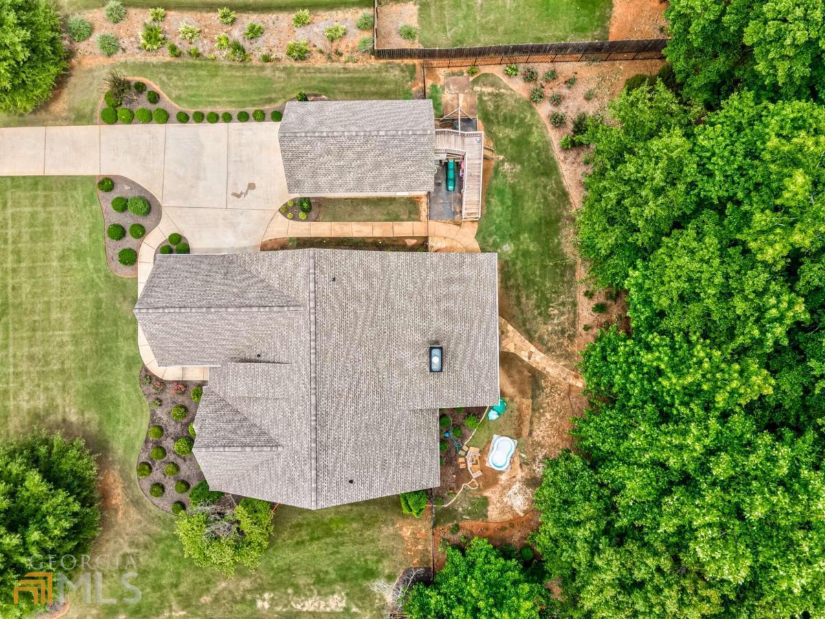 Georgian Acres - Residential