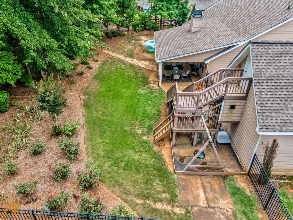 Georgian Acres - Residential