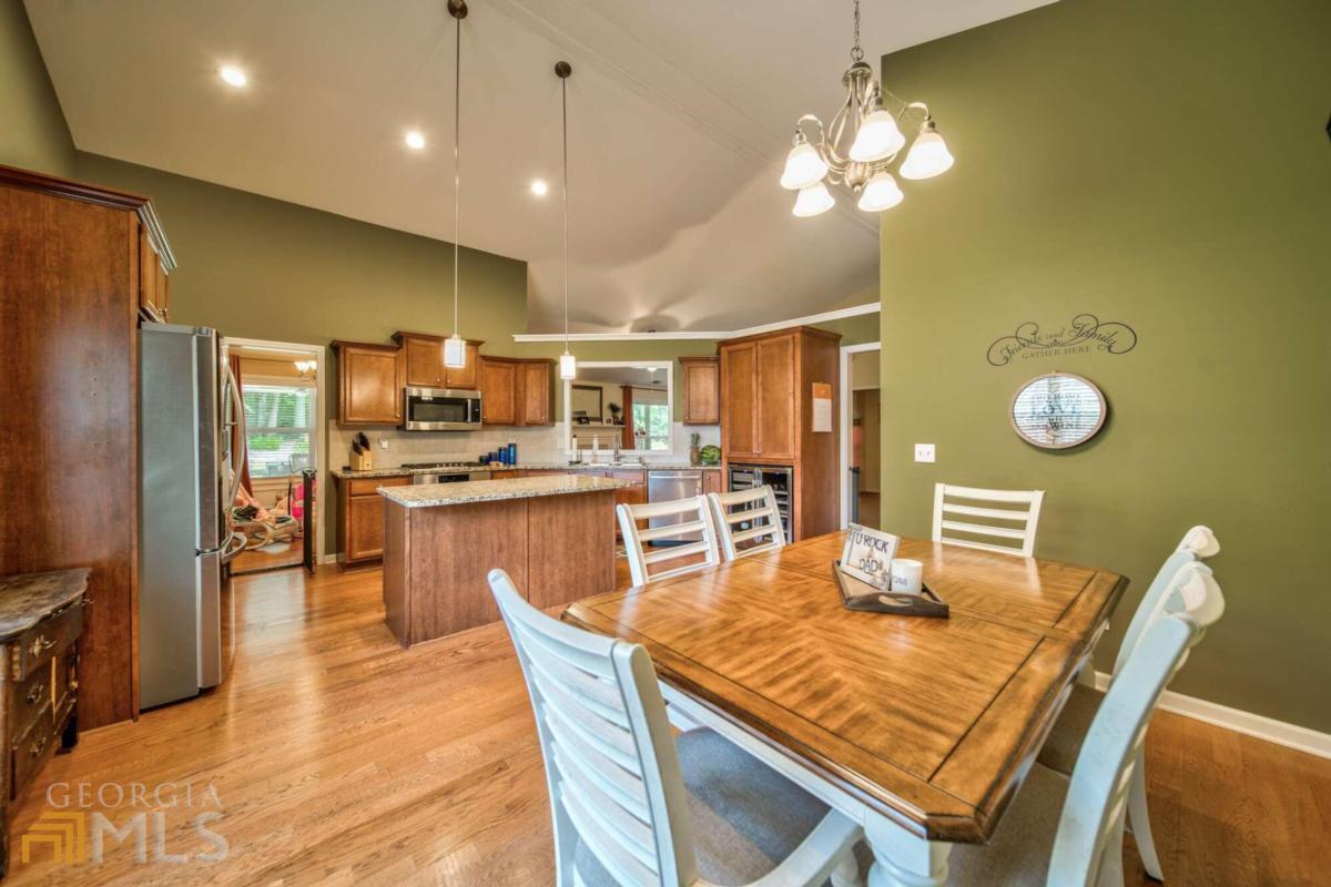 Georgian Acres - Residential