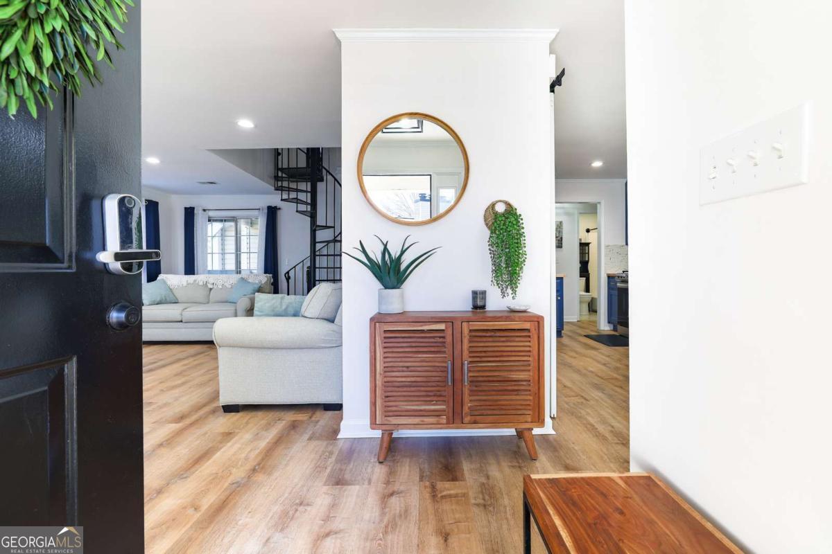 404 Countryside PL SE