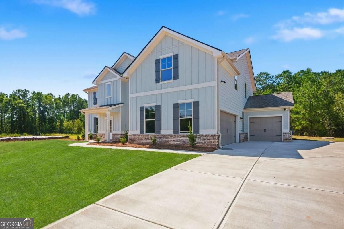 256 Edgefield WAY