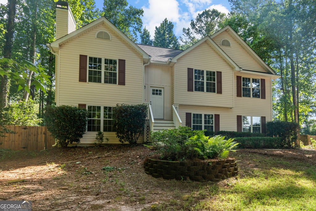 Photo of 120 Woodstream Drive, Newnan, GA 30265 (MLS # 10824614)