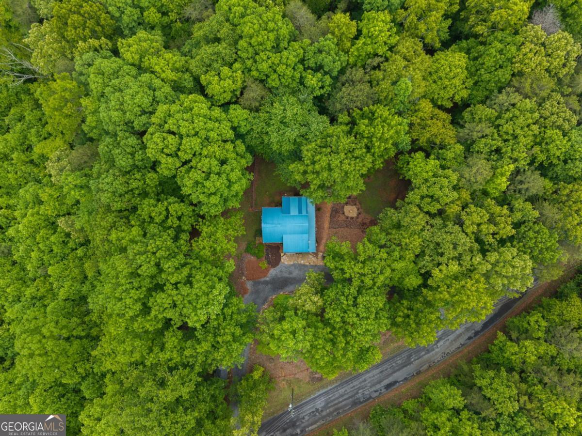 219 Raven Cliff RD
