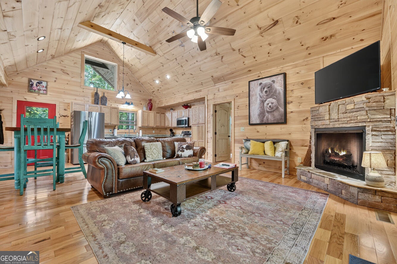203 Buck Creek TRL