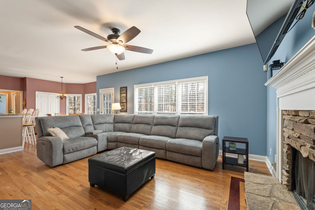 Powder Springs, Georgia 30127, United States, 5 Bedrooms Bedrooms, ,4 BathroomsBathrooms,Residential,Active,92741