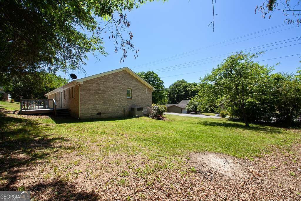 102 Lindsey CT NE