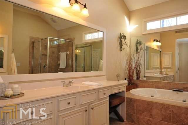 Academy Park - Residential