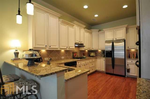 Academy Park - Residential