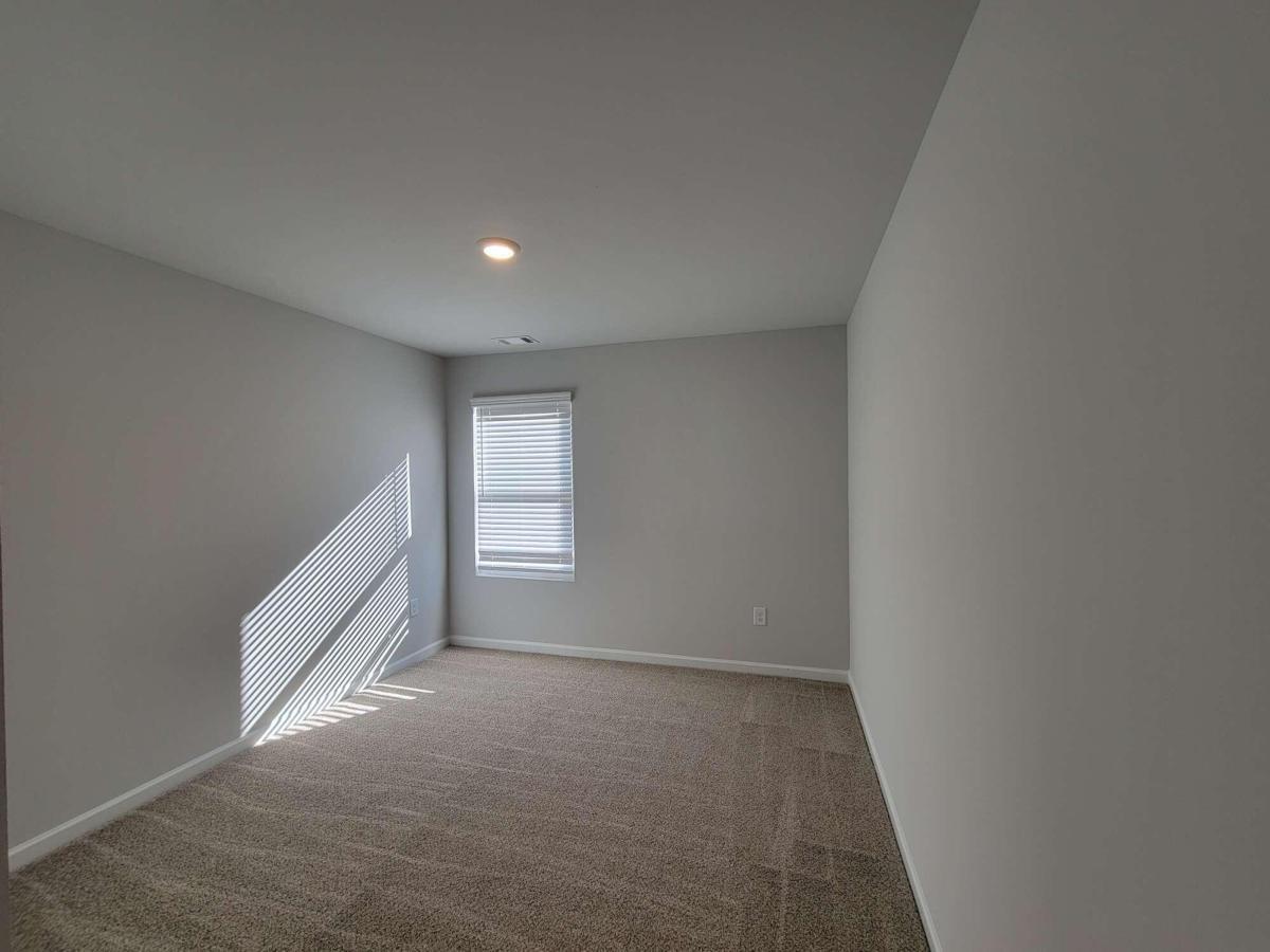 451 Courthouse Park DR 87