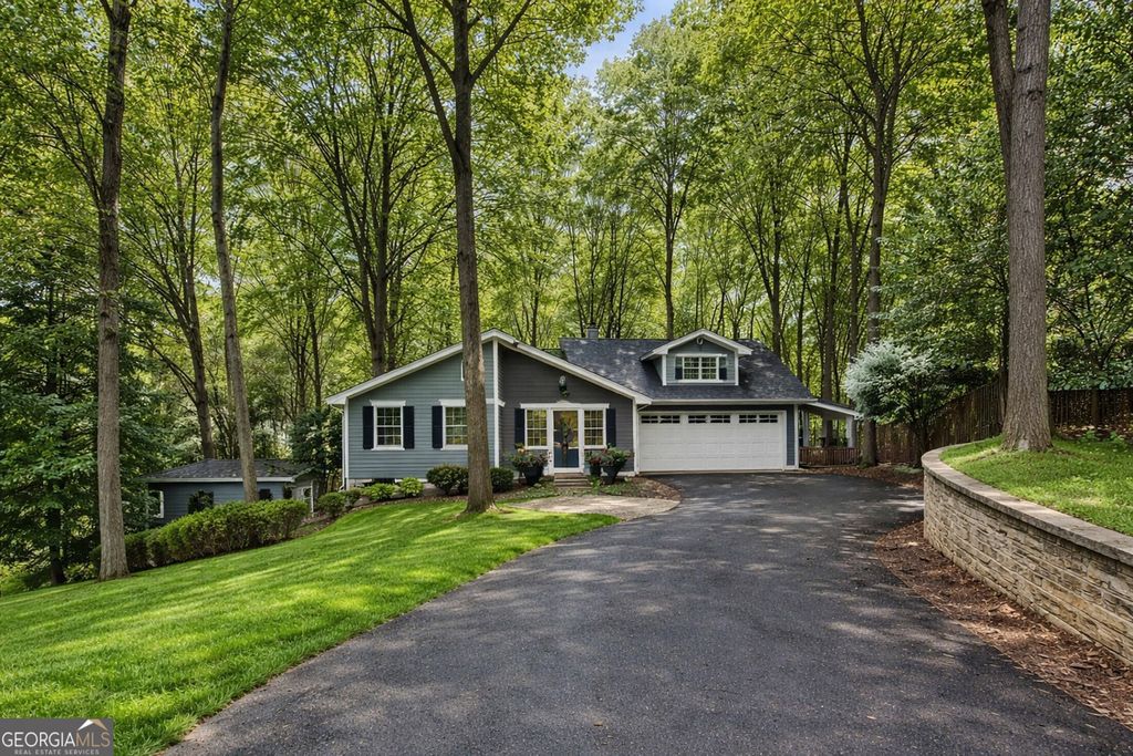 Photo of 2220 Forest Drive, Cumming, GA 30041 (MLS # 10690411)