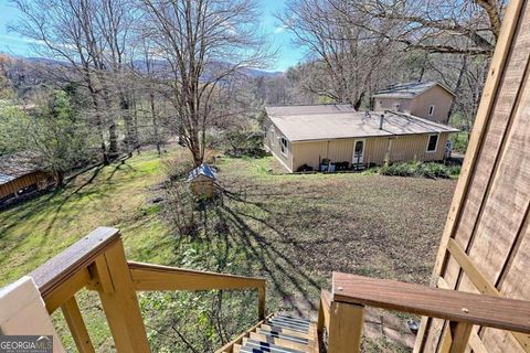 A home in Hiawassee