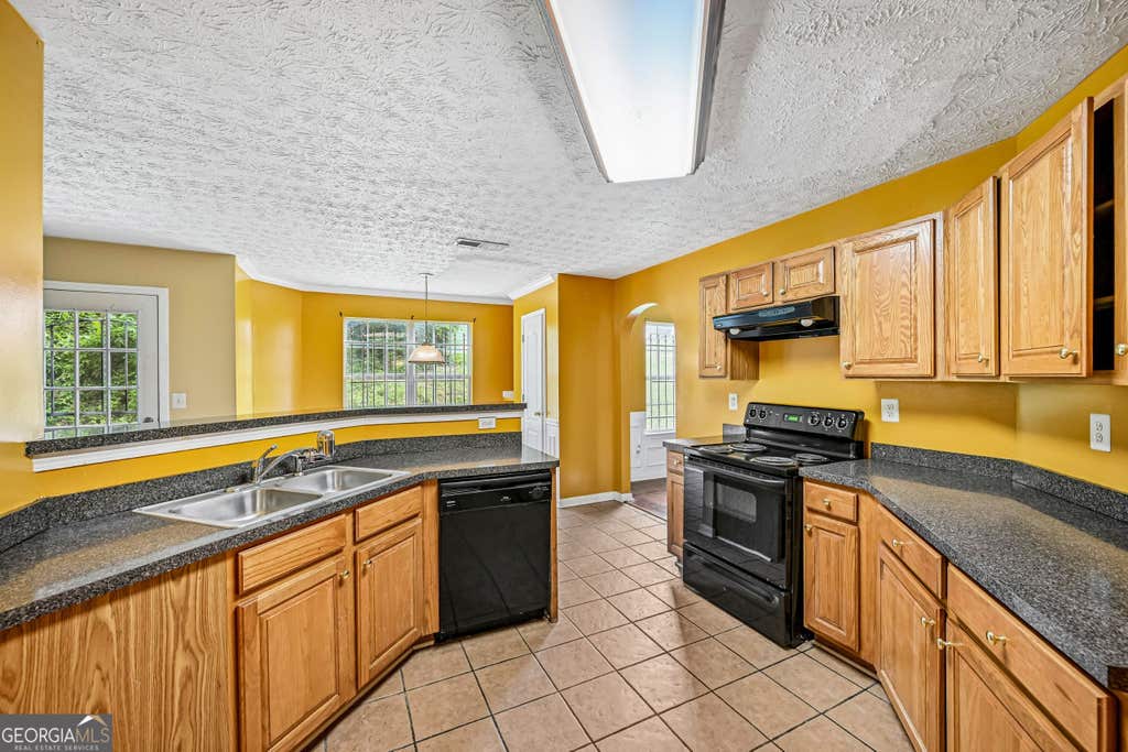 Photo of 2083 Dylan Court, Ellenwood, GA 30294 (MLS # 10814394)