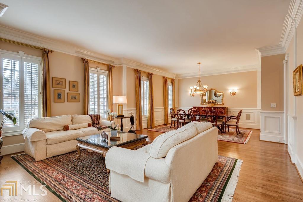 The Enclave At Glenridge - Residential
