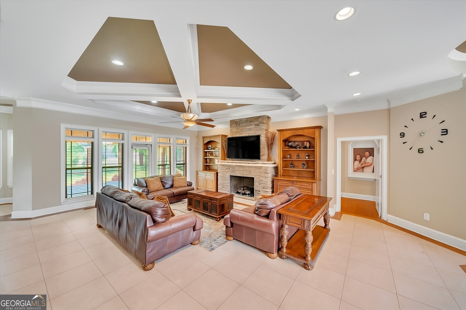 215 Little Hickory DR
