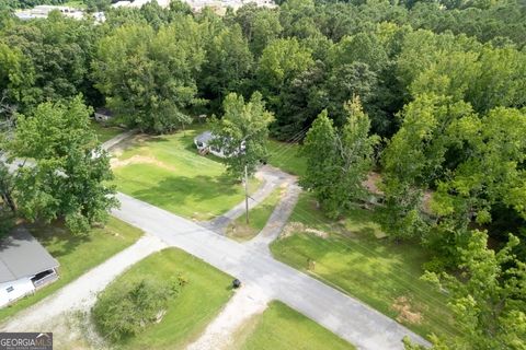 355 Double D RD Temple GA 30179