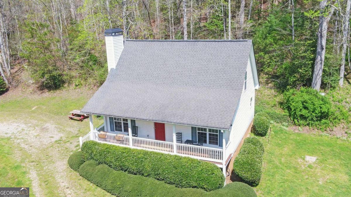 202 Dove LN