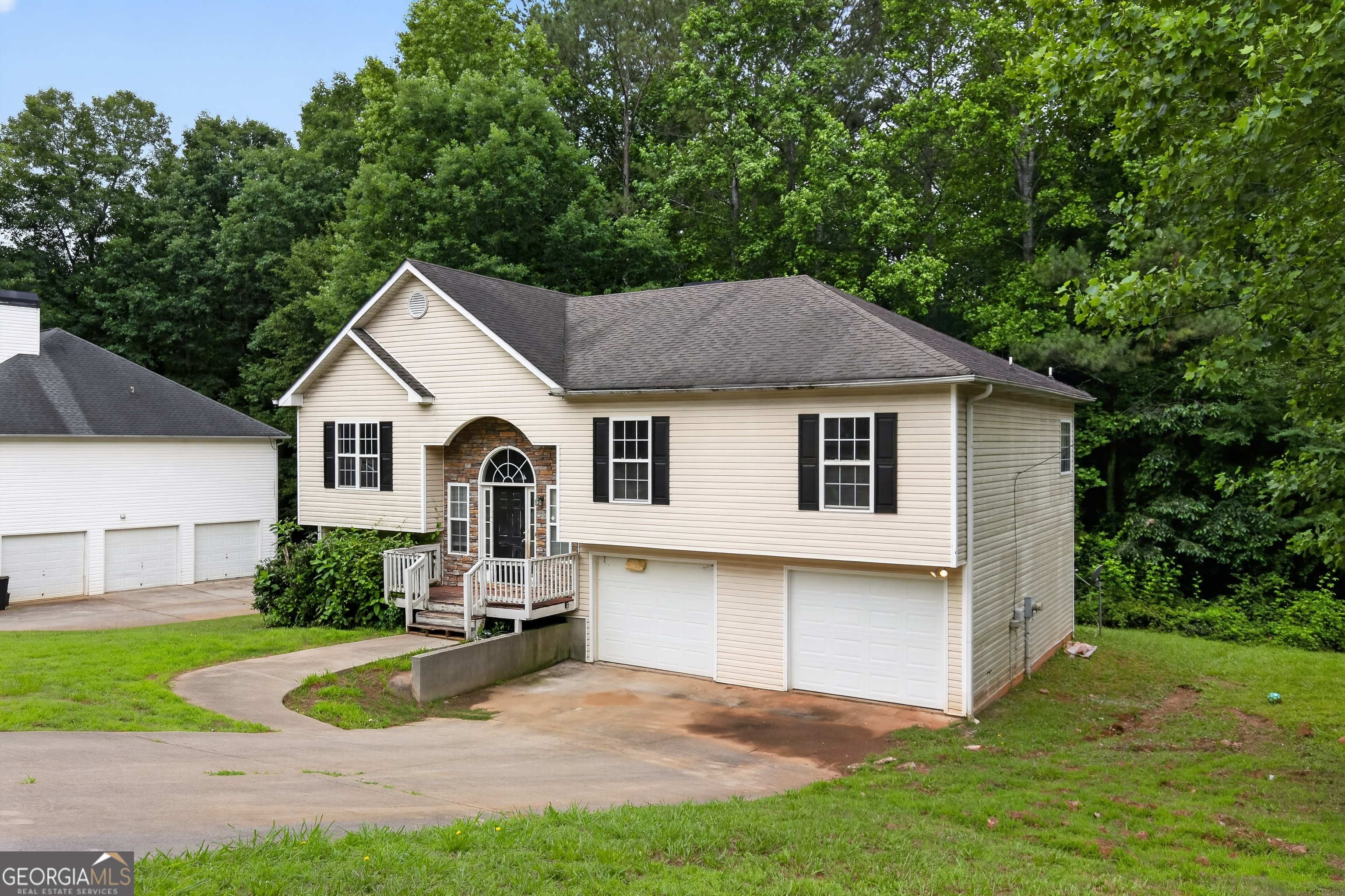 362 Delane DR