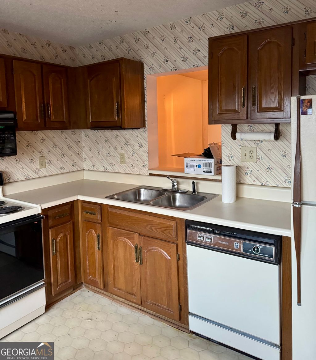 Photo of 342 McGill Place NE, Atlanta, GA 30312 (MLS # 10677715)