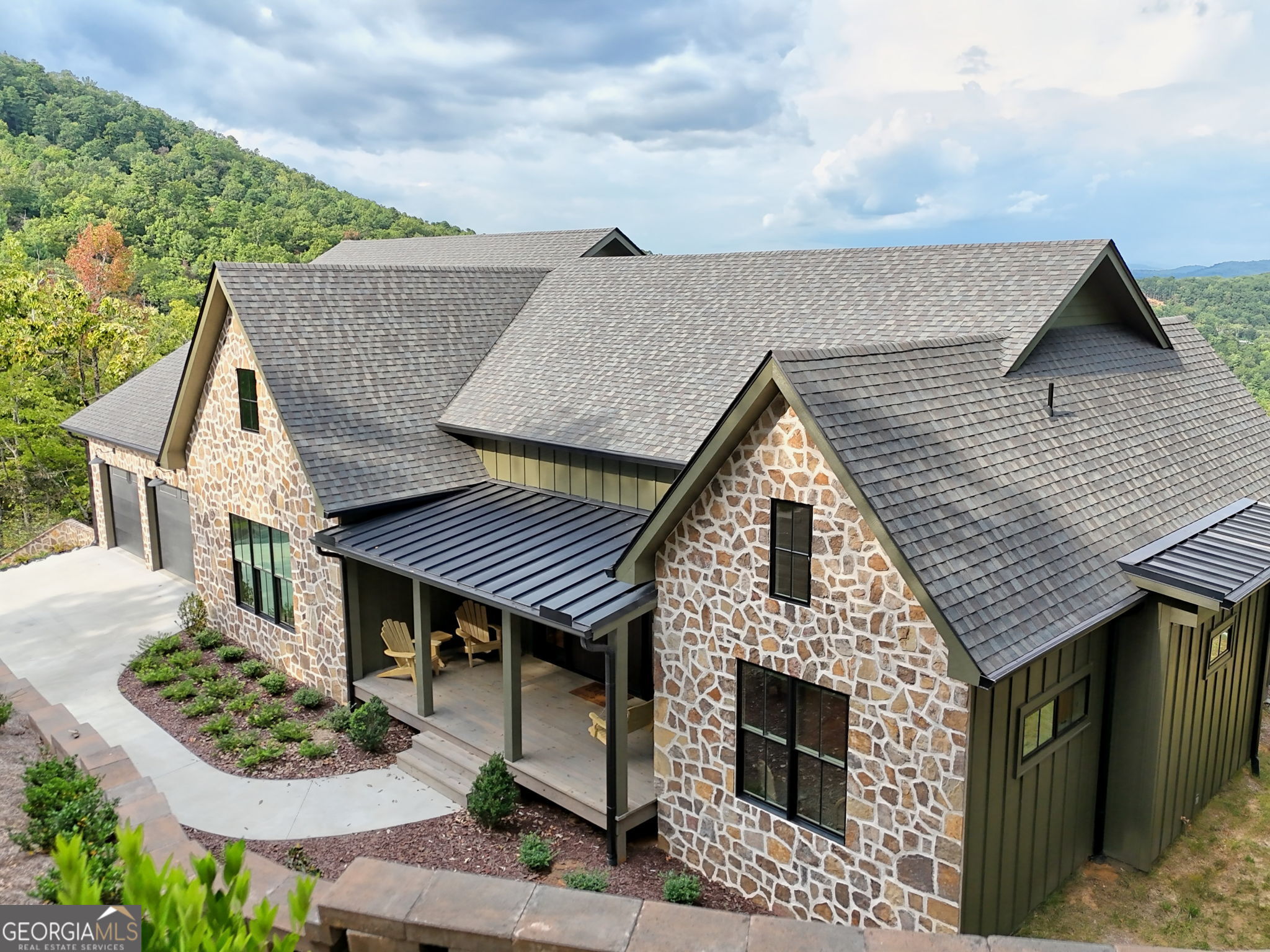 1095 Rabun Bluffs DR