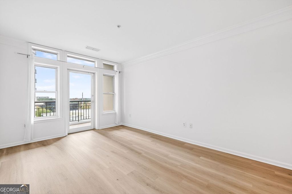 Photo of 3334 Peachtree Road NE #905, Atlanta, GA 30326 (MLS # 10689832)