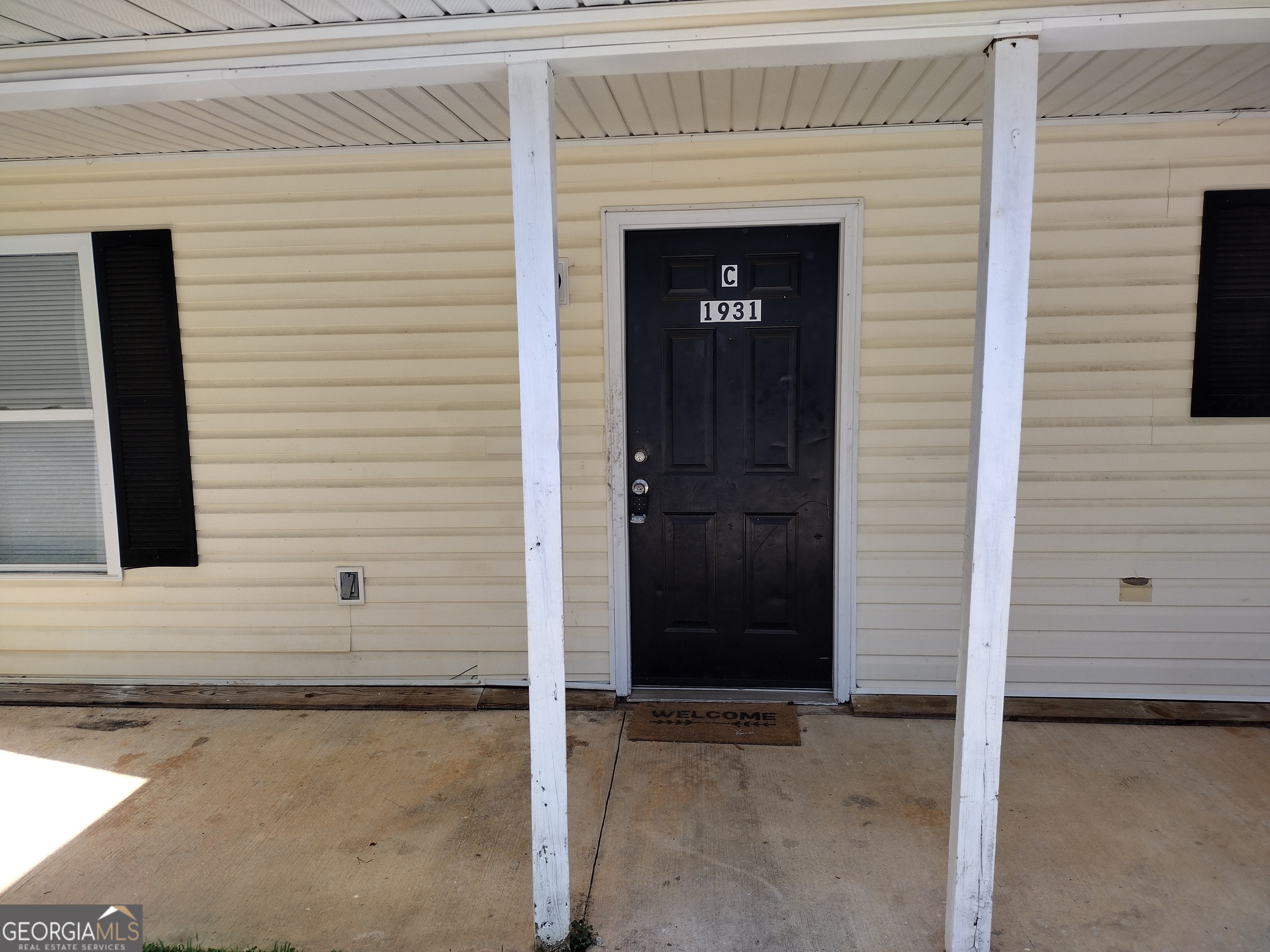 This unit is available now and offers two bedrooms and two baths. We run a credit, criminal and eviction search on all applications. Please call the Property Manager at 229-340-9704 for more information.