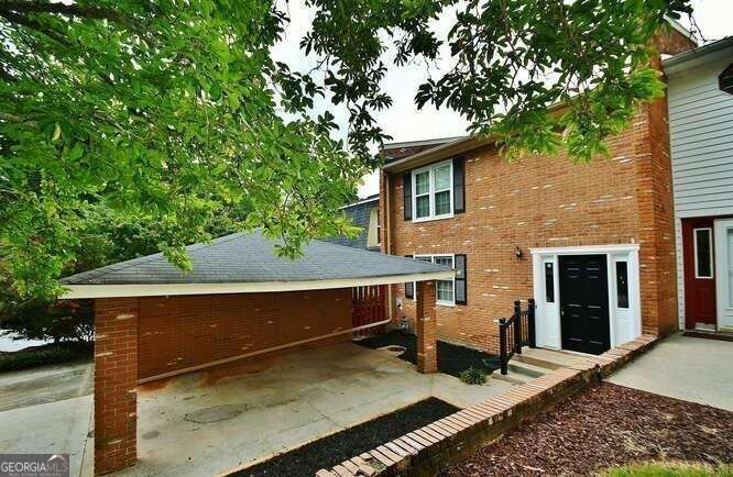 6500 Gaines Ferry RD A2