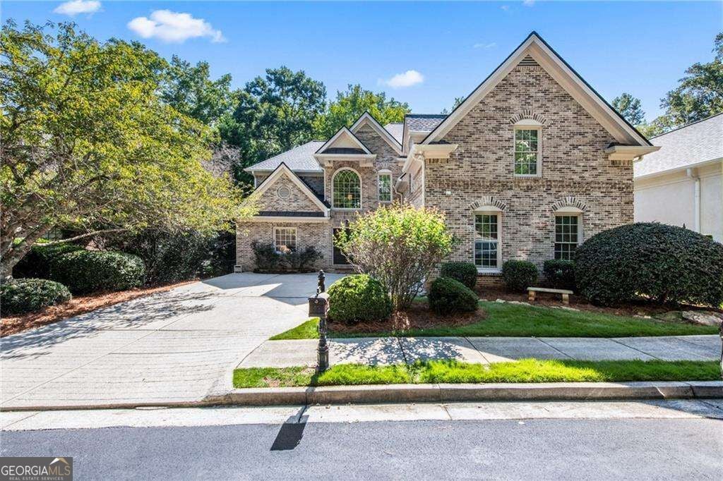 Photo of 2045 River Falls Drive, Roswell, GA 30076 (MLS # 10877646)