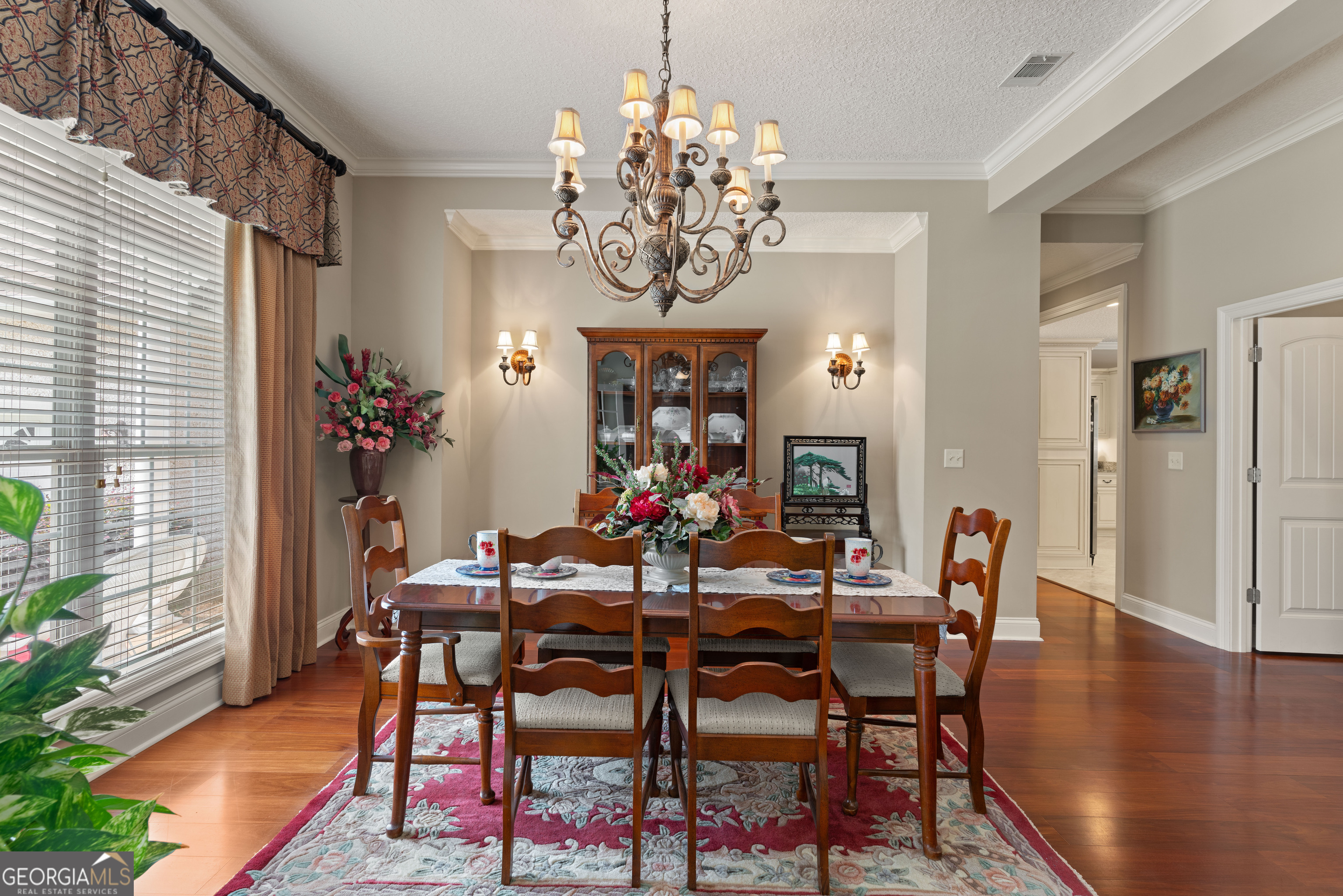 106 Majestic DR