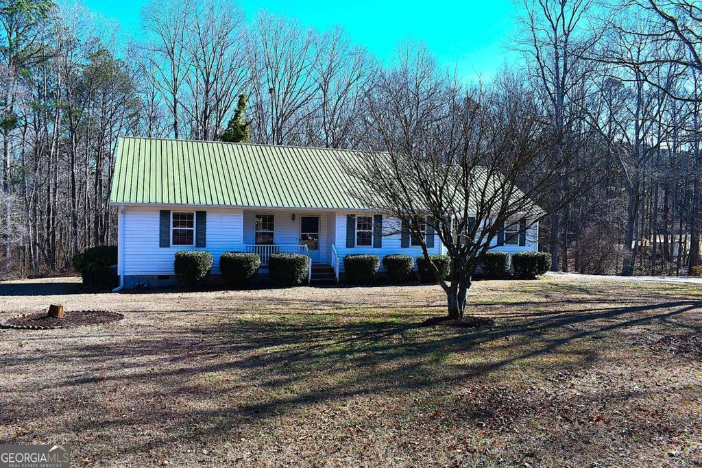 Photo of 50 Dogwood Trail, Buchanan, GA 30113 (MLS # 10682438)