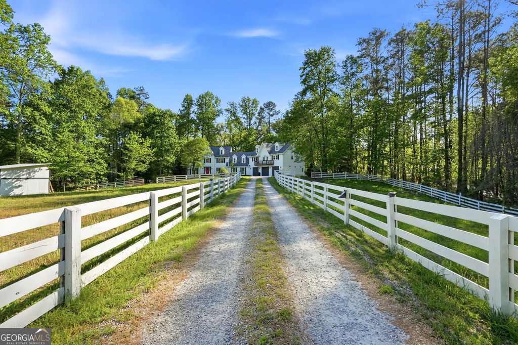 Photo of 13770 Birmingham Highway, Milton, GA 30004 (MLS # 10733346)