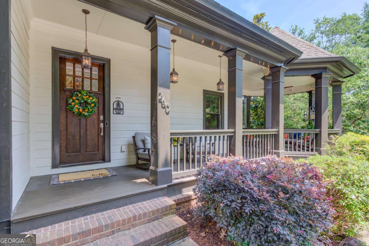 260 W Peachtree ST