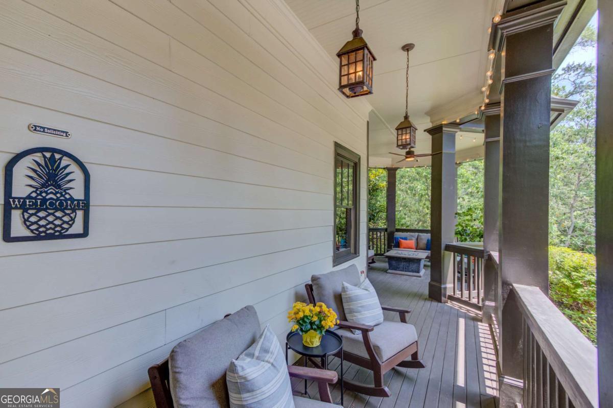 260 W Peachtree ST